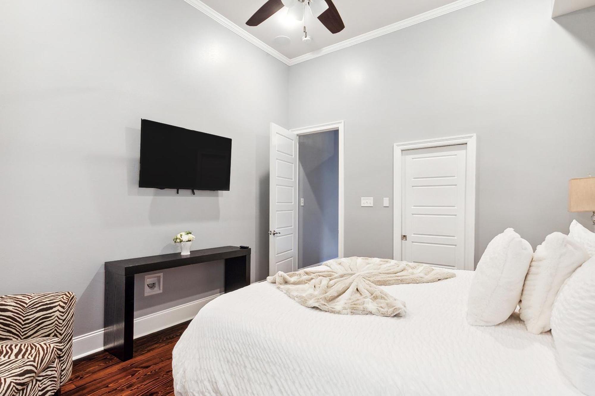 Amazing 3Bedroom Townhome, In Historic Dryade City New Orleans Bagian luar foto