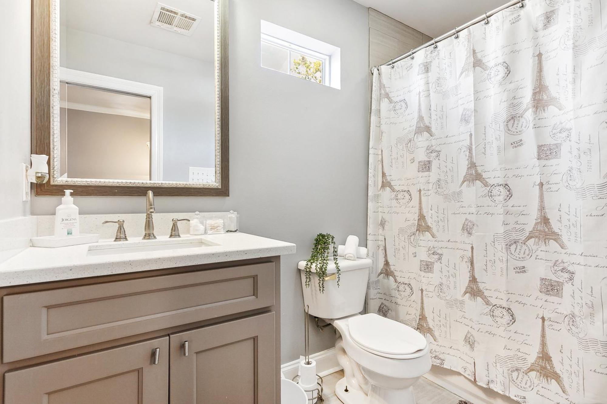 Amazing 3Bedroom Townhome, In Historic Dryade City New Orleans Bagian luar foto